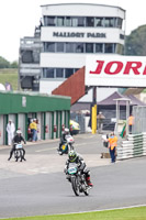Vintage-motorcycle-club;eventdigitalimages;mallory-park;mallory-park-trackday-photographs;no-limits-trackdays;peter-wileman-photography;trackday-digital-images;trackday-photos;vmcc-festival-1000-bikes-photographs